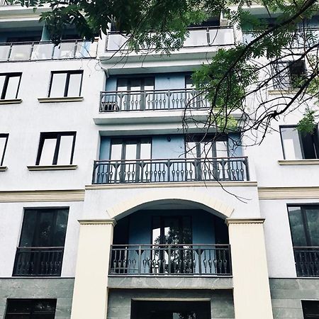 Style Apartments By Happy Place Tbilisi Exteriér fotografie